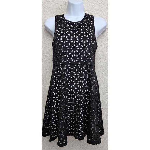 Ruby & Bloom Black White Floral Cutout Overlay Fit N Flare Mini Dress 14 Flowy - Picture 1 of 6